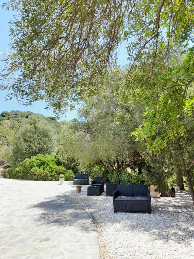 Agriturismo Palas De Serra Country Resort Onifai Εξωτερικό φωτογραφία
