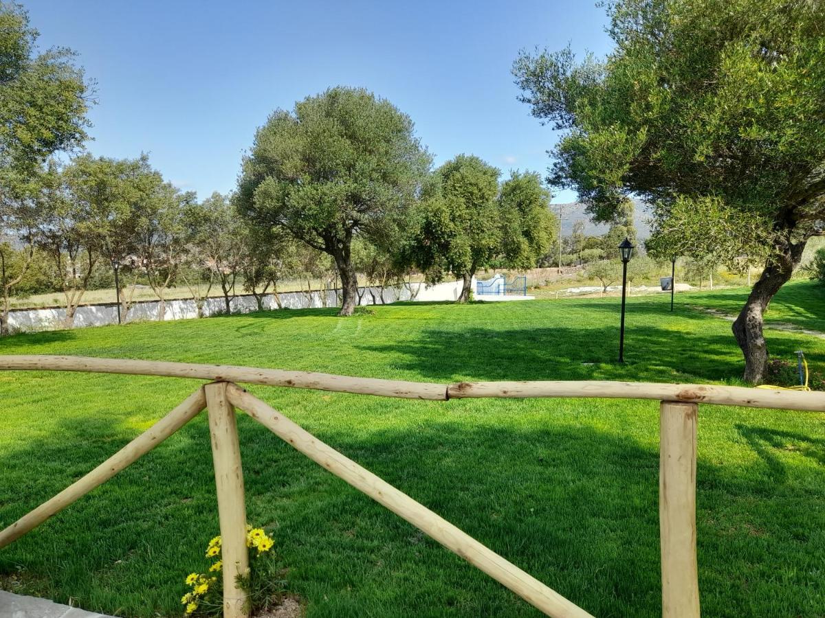 Agriturismo Palas De Serra Country Resort Onifai Εξωτερικό φωτογραφία
