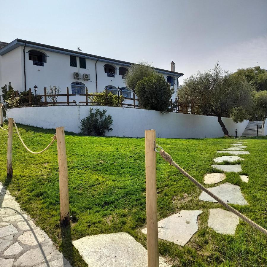 Agriturismo Palas De Serra Country Resort Onifai Εξωτερικό φωτογραφία